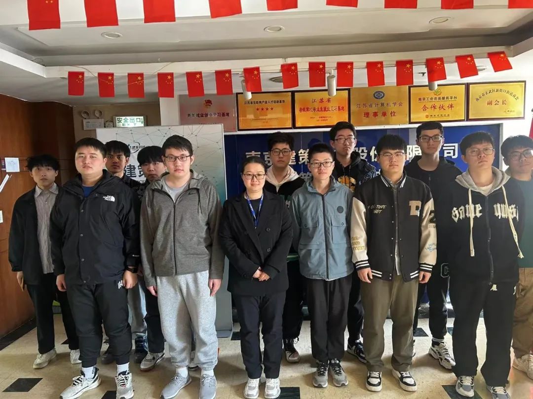 春天最美，萬物復(fù)蘇，正是學(xué)習(xí)的好時光