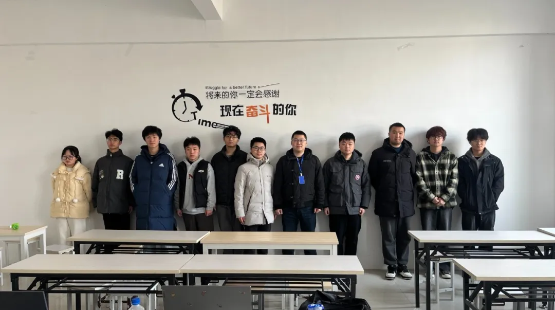 【結(jié)班留影】一直在默默努力的我們